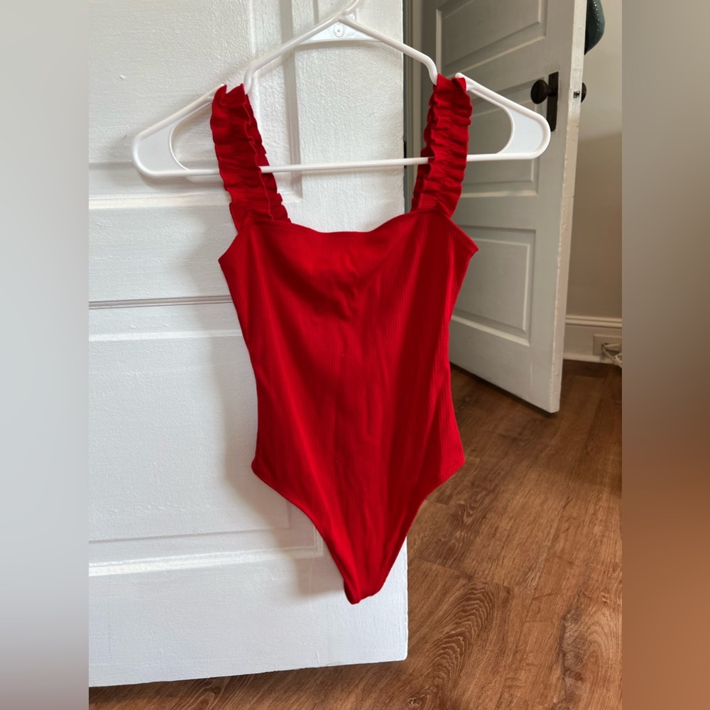 Aritzia Sunday’s best body suit